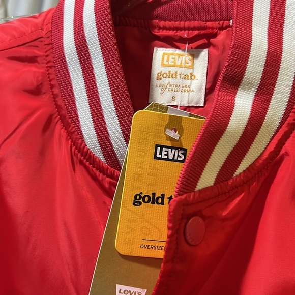 NWT Levi’s Gold Tab Baseball Jacket Red White Oversized Redwood Tech Small - Picture 4 of 8